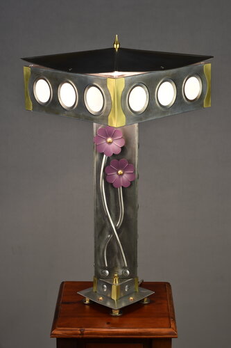 handmade sculptural lamp design